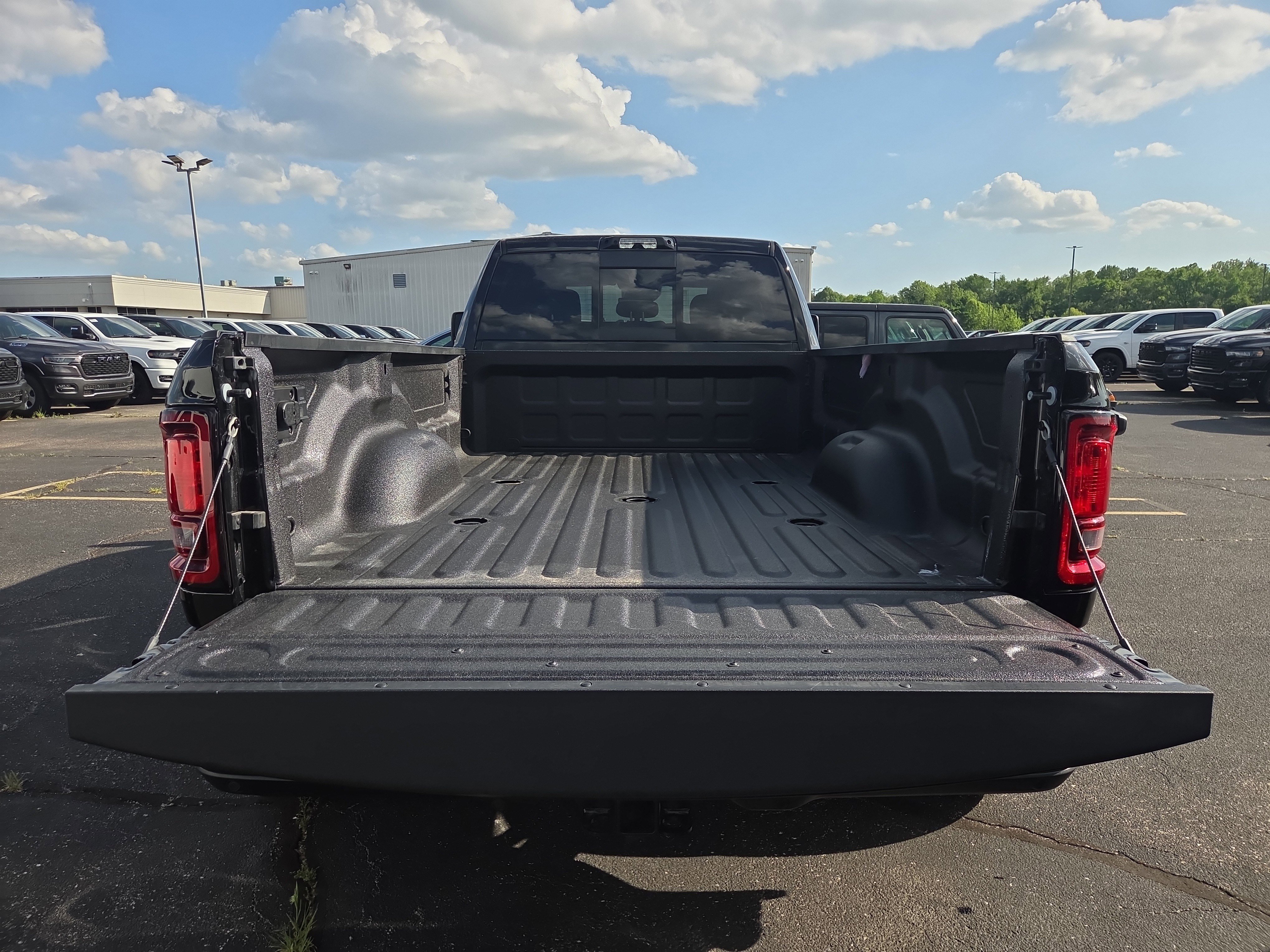 New 2026 RAM 3500 Tradesman AWD/4WD image 8