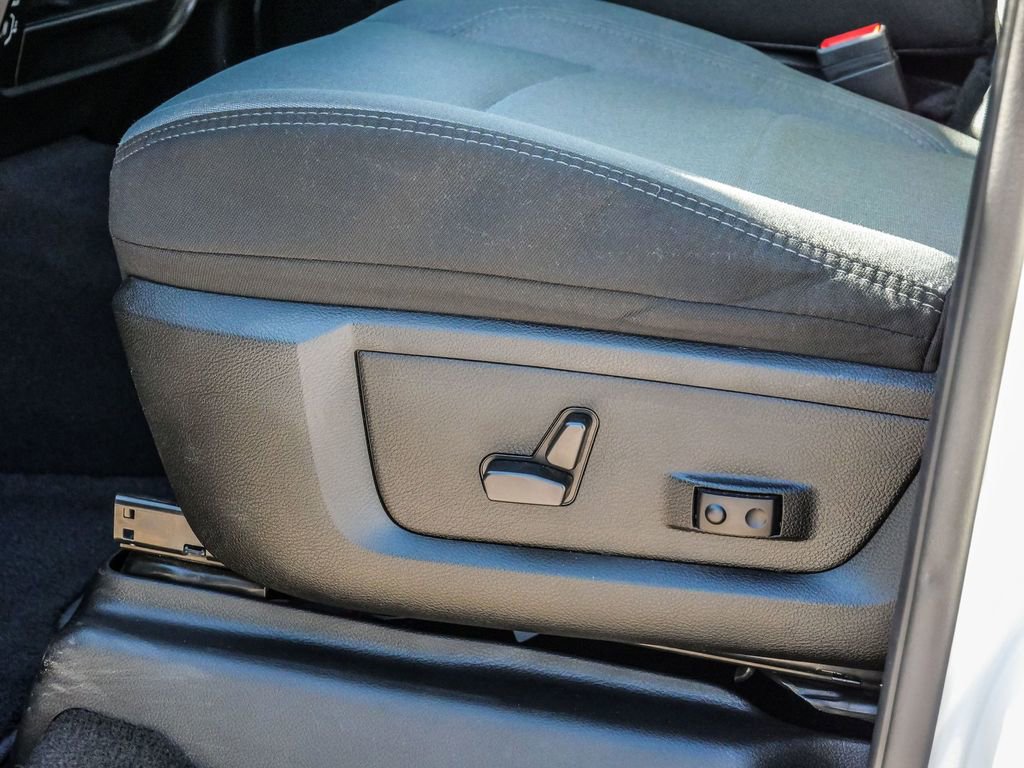 Used 2024 RAM 3500 Big Horn image 30