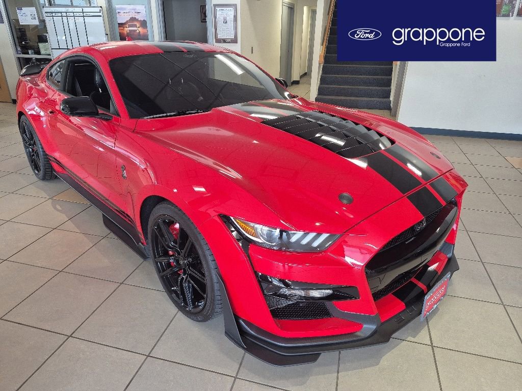 Used 2021 Ford Mustang Shelby GT500 w/ Technology Package RWD image 1