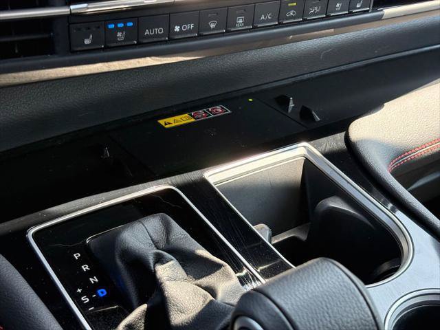 Certified 2025 Toyota Sienna XSE w/ XSE Premium Package AWD/4WD image 30