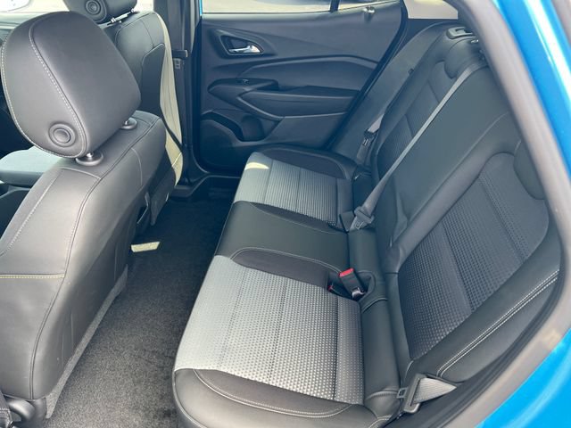 Certified 2025 Chevrolet Trax LT FWD image 21