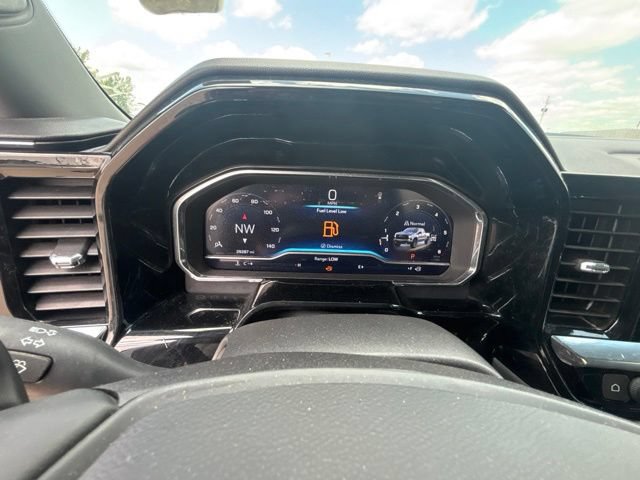 Used 2024 Chevrolet Silverado 1500 LT Trail Boss w/ Protection Package AWD/4WD image 4