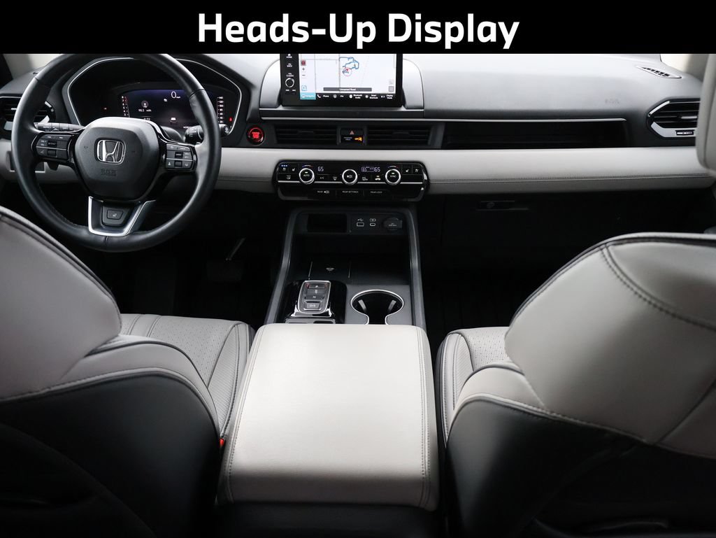Used 2025 Honda Pilot Elite image 8
