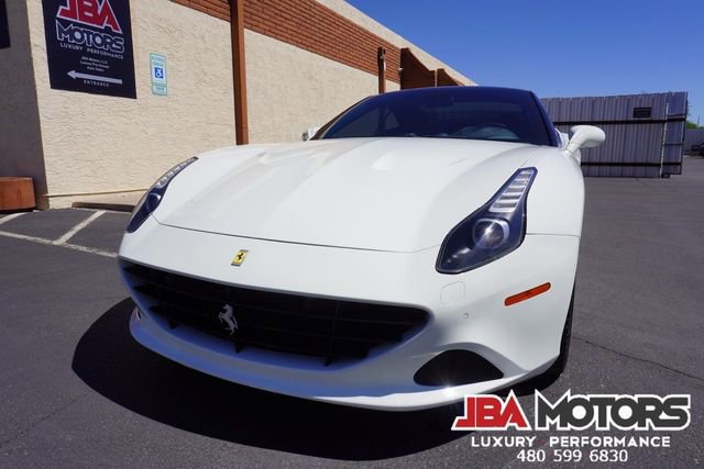 Used 2015 Ferrari California T image 35