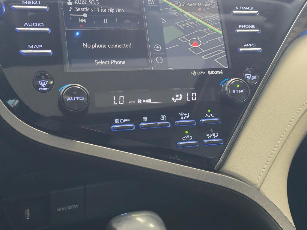 Used 2020 Toyota Camry XLE w/ Driver Assist Package FWD image 33