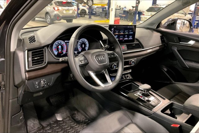 Certified 2024 Audi Q5 2.0T Premium Plus AWD/4WD image 14