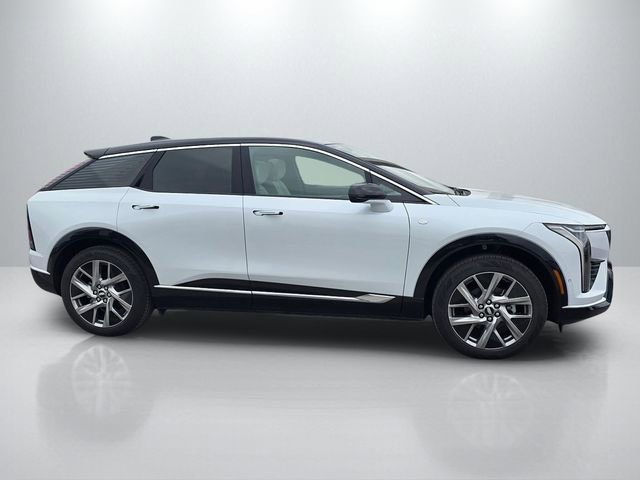 New 2026 Cadillac Optiq Luxury 1 RWD image 4