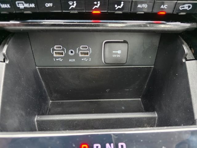 Used 2023 Jeep Grand Cherokee Limited image 19