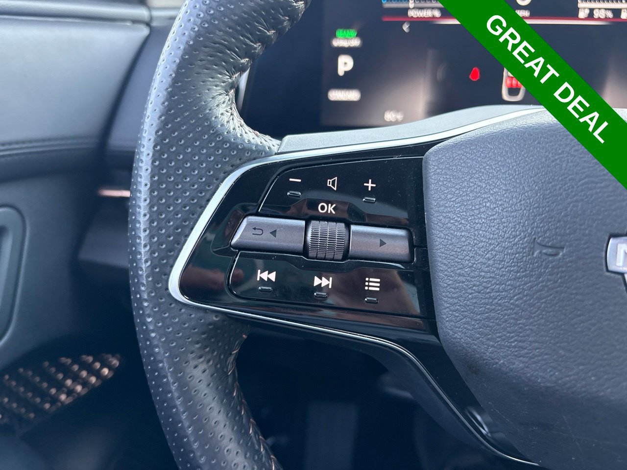 Used 2024 Nissan Ariya AWD image 26