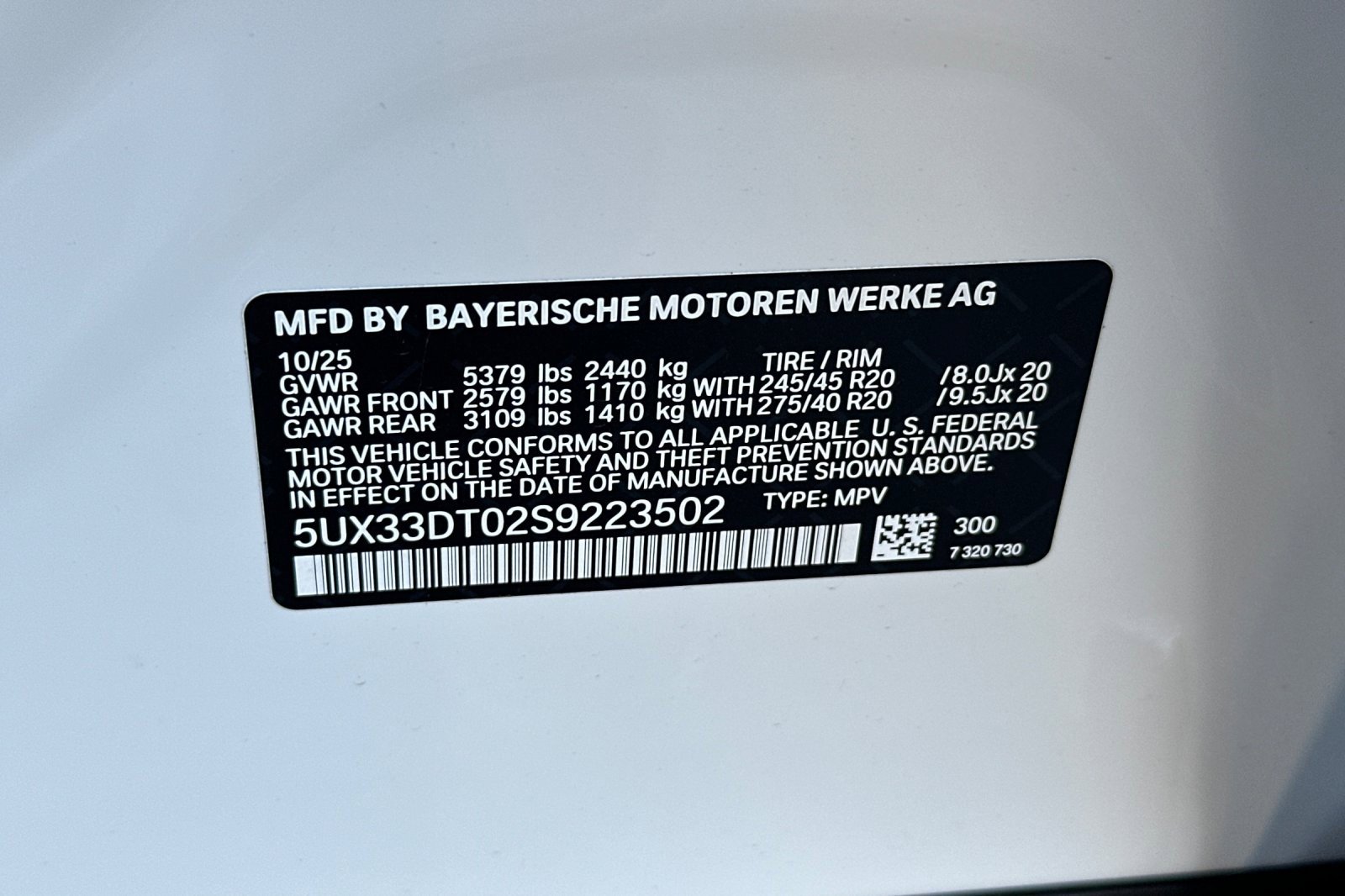 New 2025 BMW X4 xDrive30i w/ Convenience Package image 23