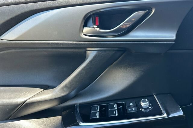 Used 2023 MAZDA CX-9 Touring Plus image 11