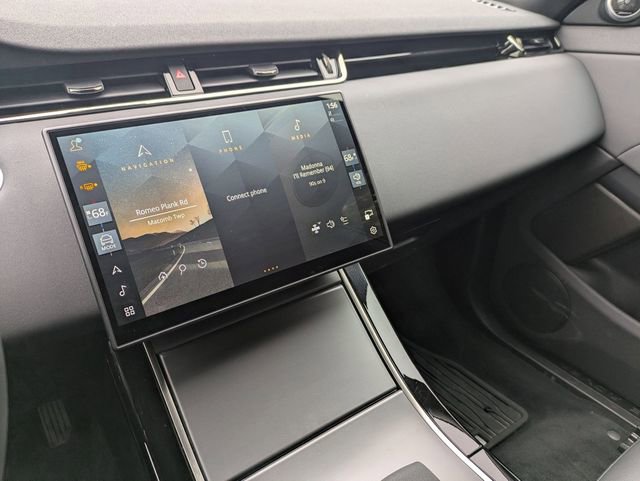 Used 2026 Land Rover Range Rover Evoque S image 11