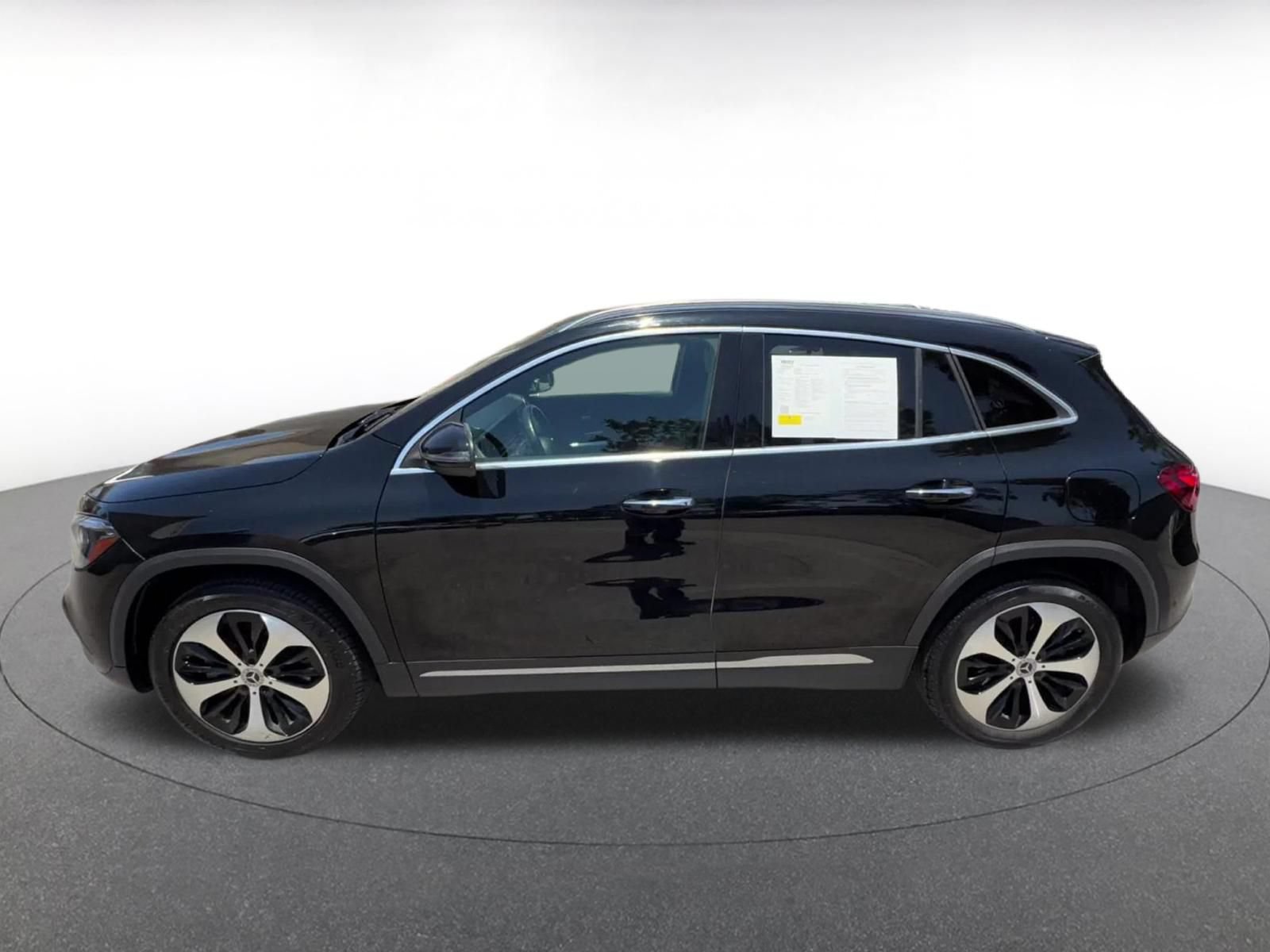 Used 2025 Mercedes-Benz GLA 250 image 9