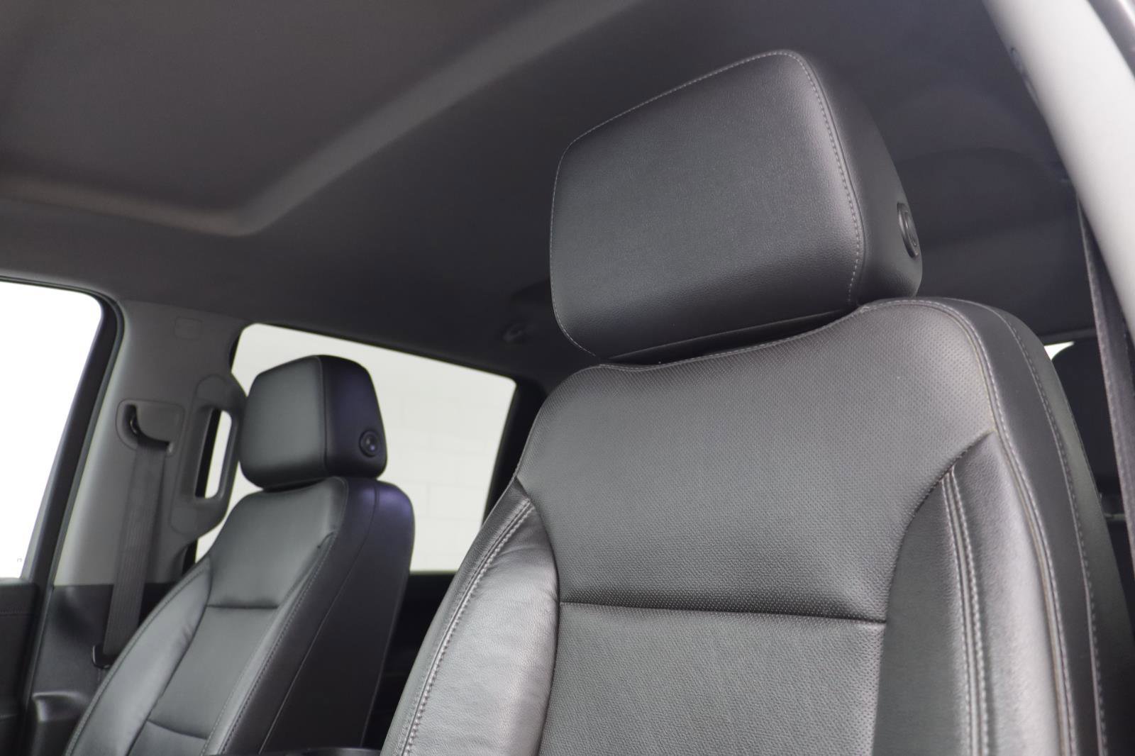 Used 2020 Chevrolet Silverado 3500 LTZ w/ LTZ Plus Package image 16