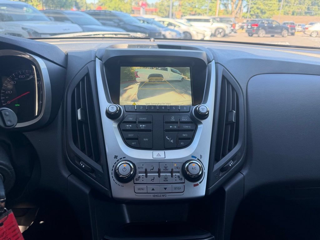 Used 2017 Chevrolet Equinox Premier w/ Enhanced Convenience Package AWD/4WD image 22
