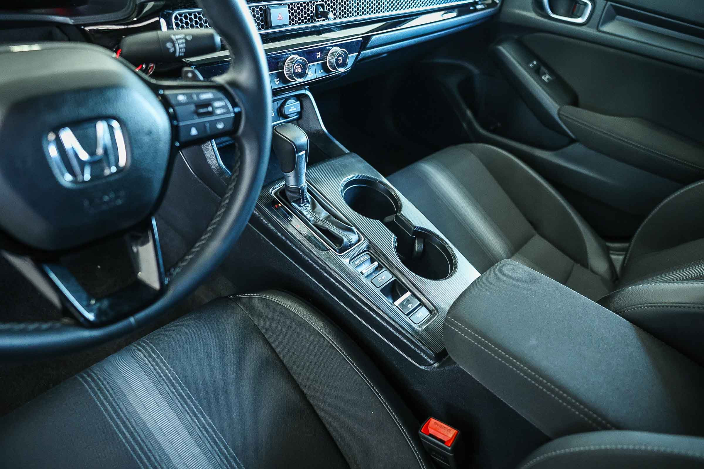 Used 2025 Honda Civic Sport image 25