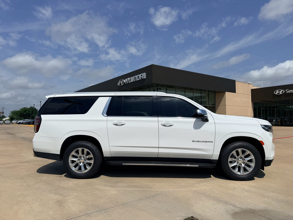 Used 2022 Chevrolet Suburban Premier RWD image 6