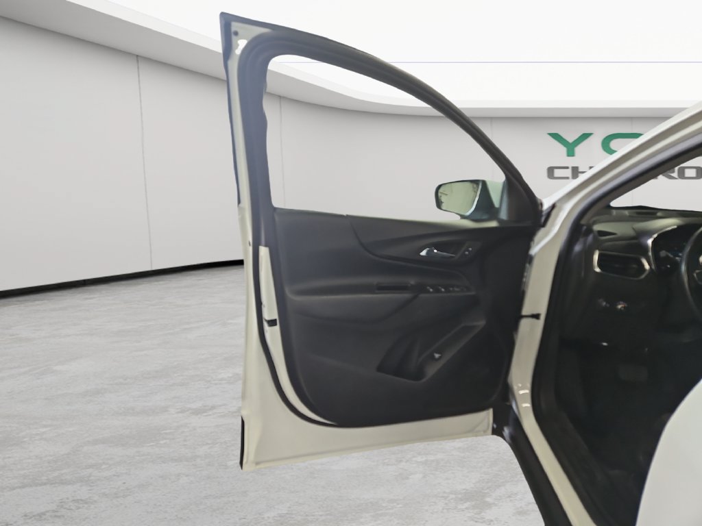 Used 2024 Chevrolet Equinox LT AWD/4WD image 44