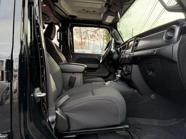 Used 2023 Jeep Wrangler Sport image 9