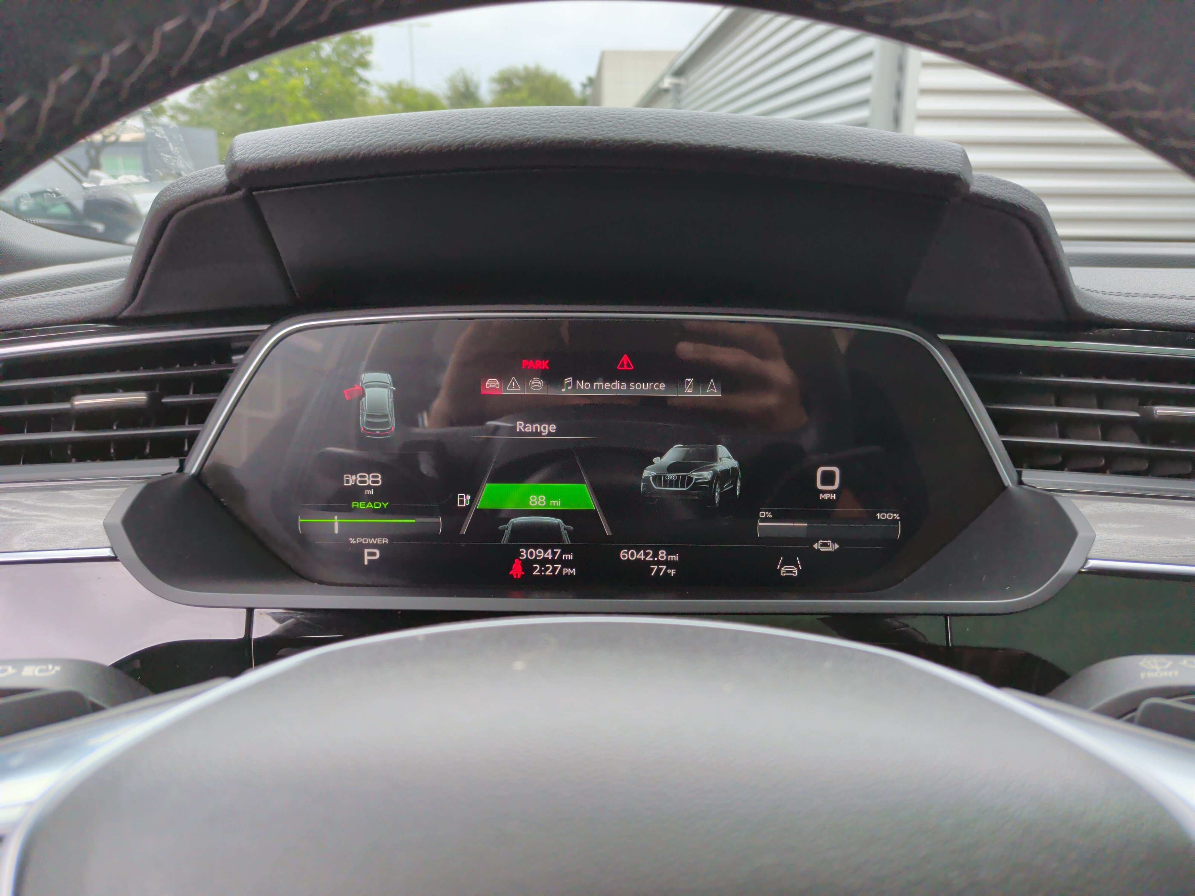 Used 2024 Audi Q8 e-tron Premium Plus AWD/4WD image 20