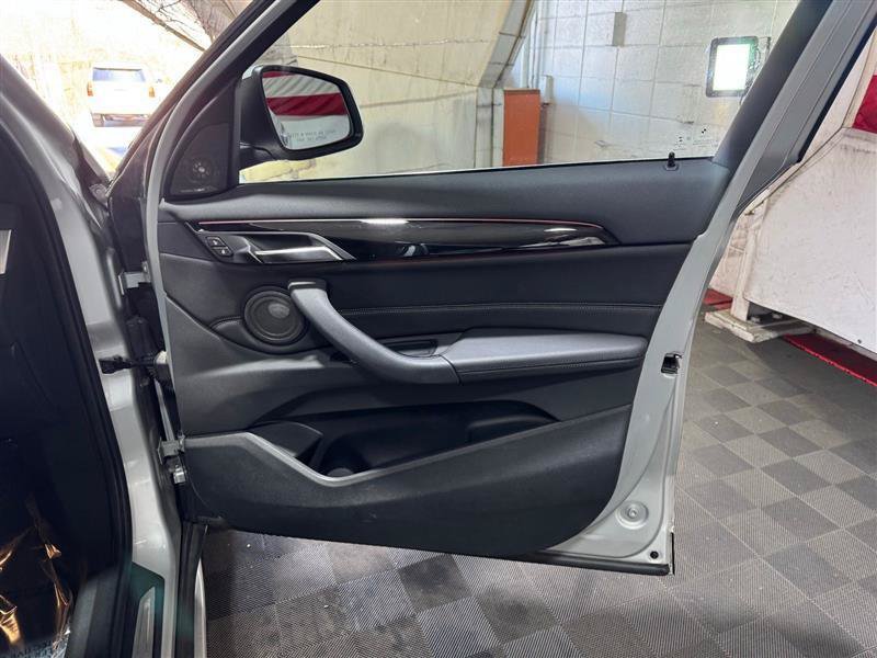 Used 2019 BMW X1 xDrive28i w/ Convenience Package AWD/4WD image 16
