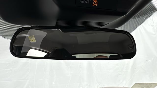 Used 2025 Nissan Kicks SR w/ Illumination Package image 31