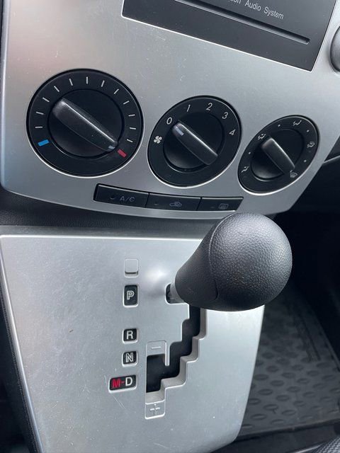 Used 2006 MAZDA MAZDA5 Sport image 19