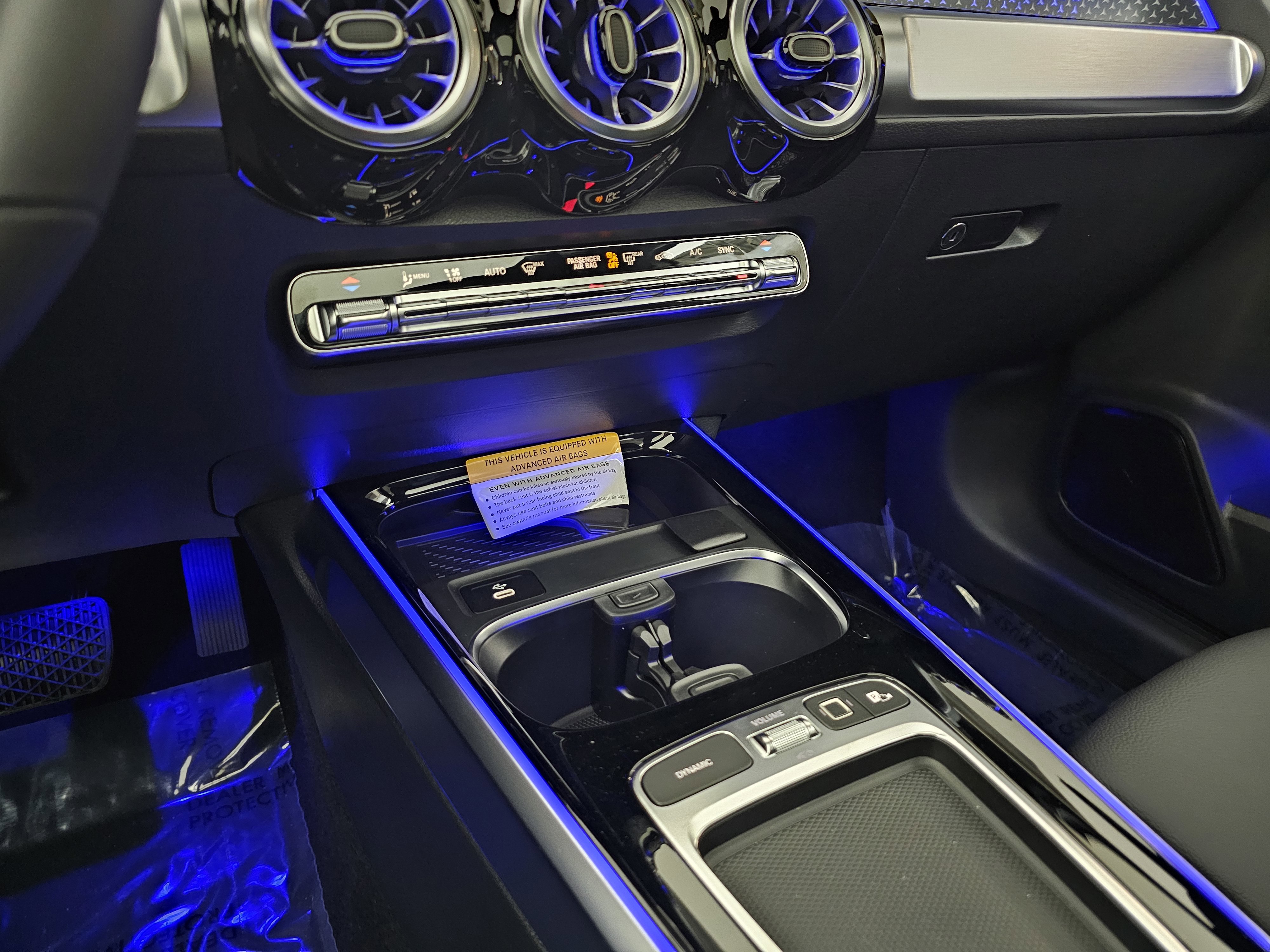 New 2026 Mercedes-Benz GLB 250 4MATIC image 31