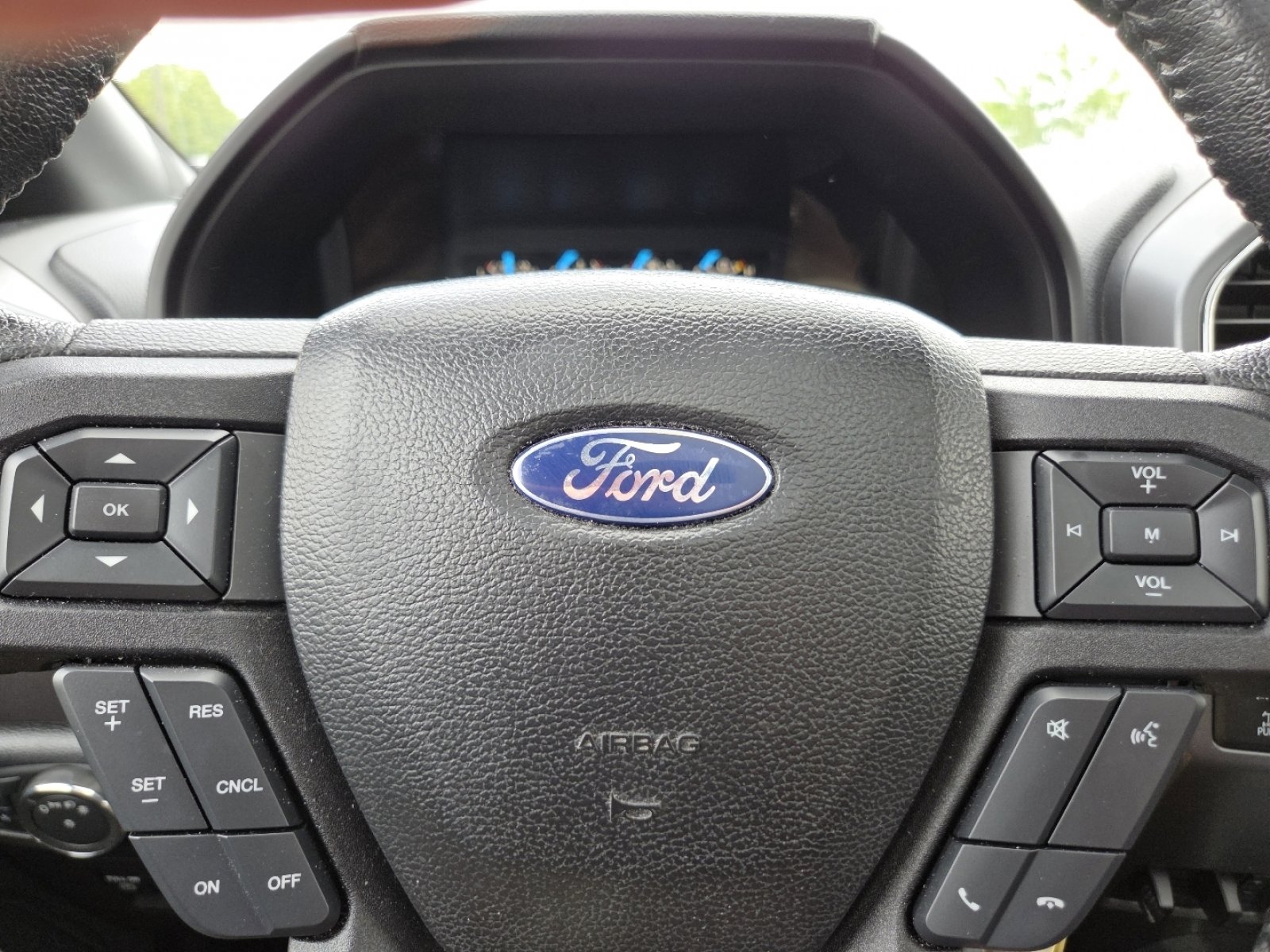 Used 2016 Ford F150 XLT w/ Equipment Group 302A Luxury AWD/4WD image 33