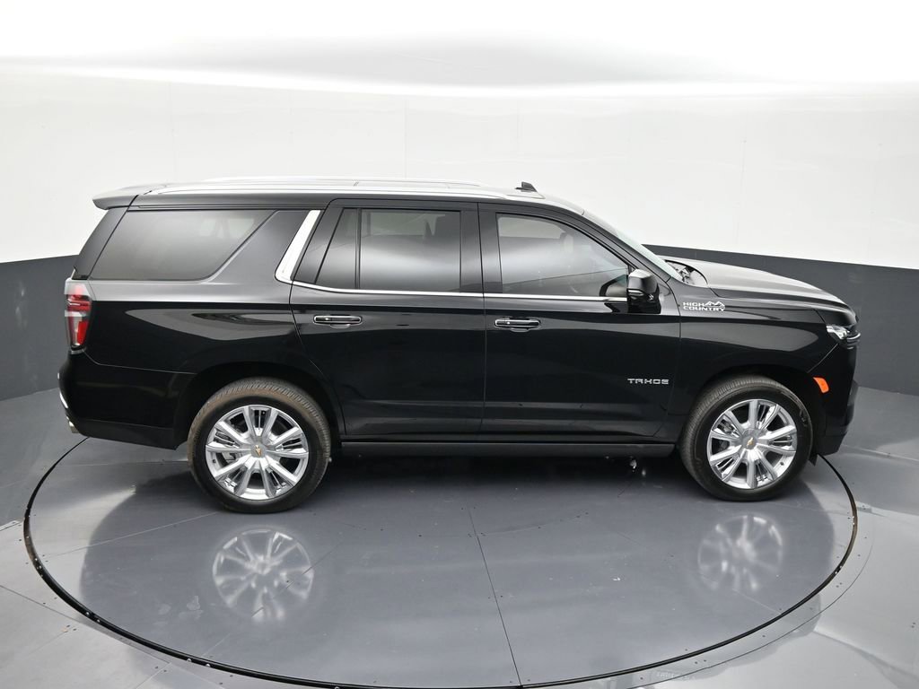 Used 2024 Chevrolet Tahoe High Country w/ Premium Package AWD/4WD image 17