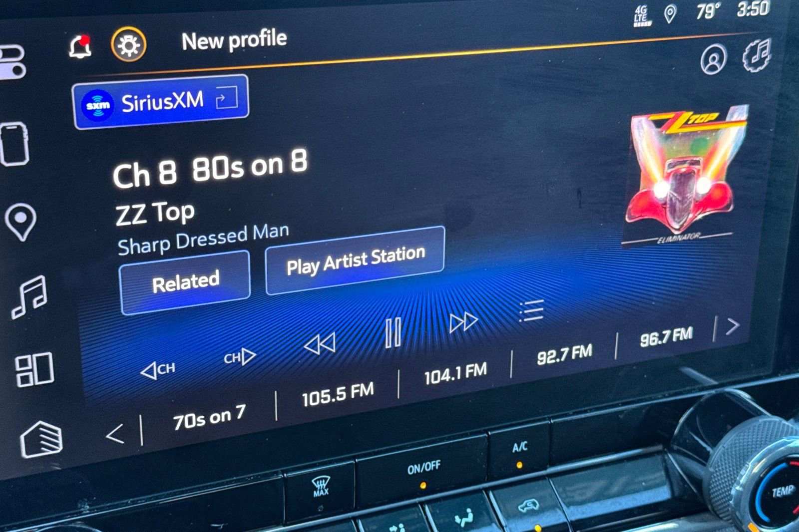 Certified 2023 Chevrolet Colorado W/T image 18