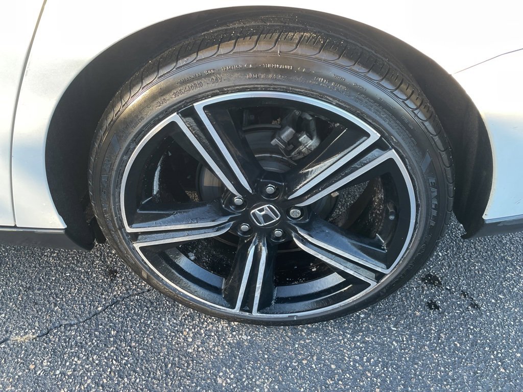 Used 2023 Honda Accord Sport image 4