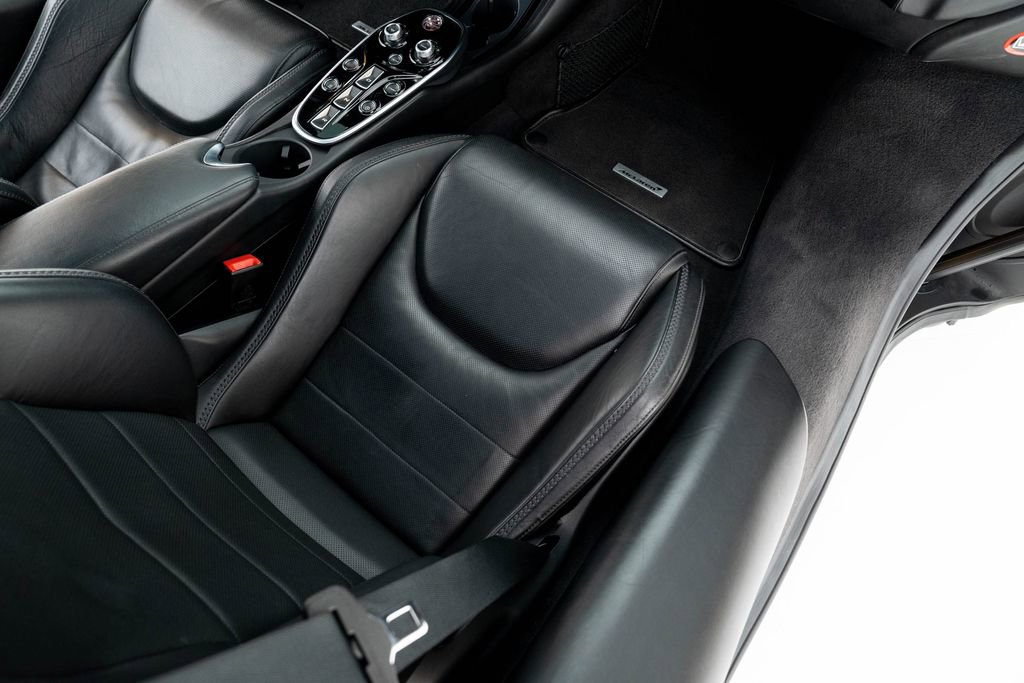 Used 2023 McLaren GT image 23