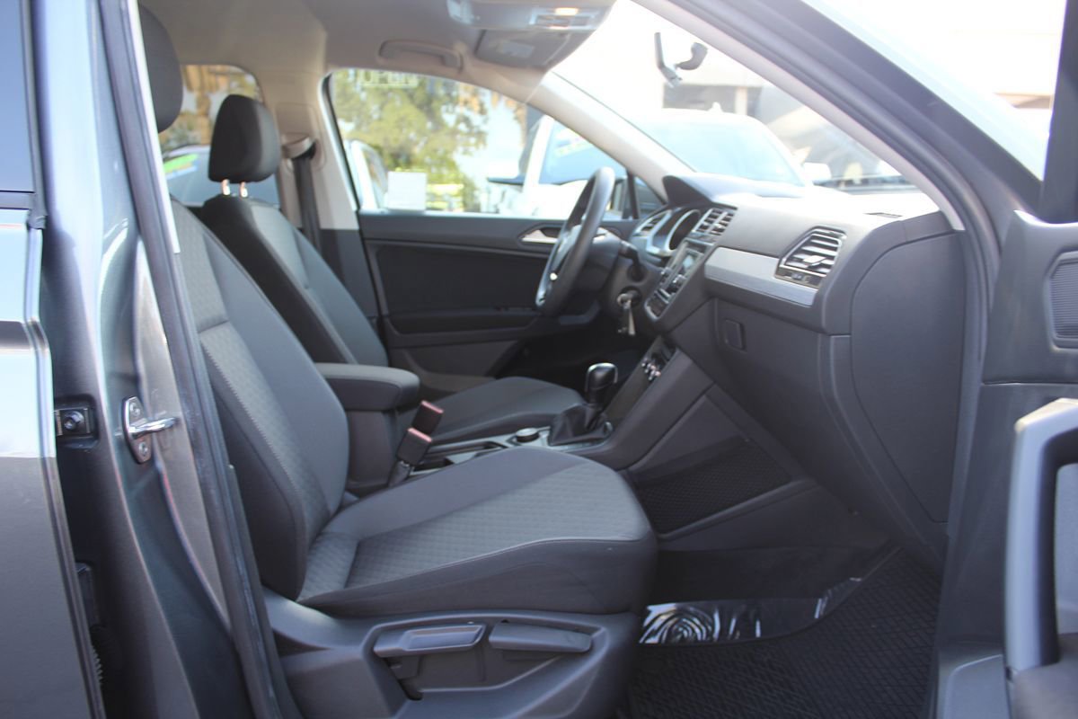 Used 2019 Volkswagen Tiguan S AWD/4WD image 22