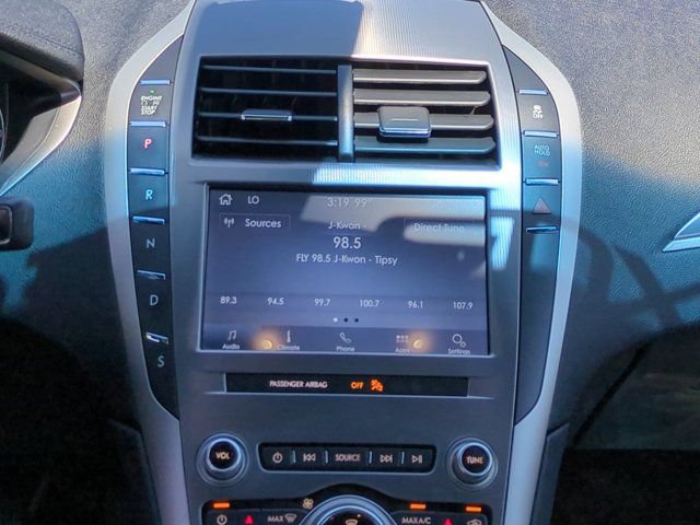 Used 2020 Lincoln MKZ FWD image 16