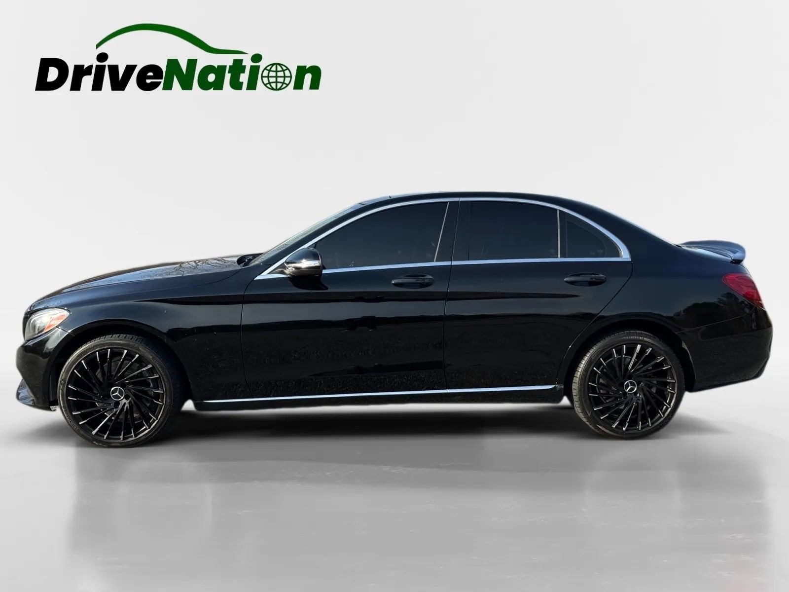 Used 2015 Mercedes-Benz C 300 4MATIC Sedan image 8