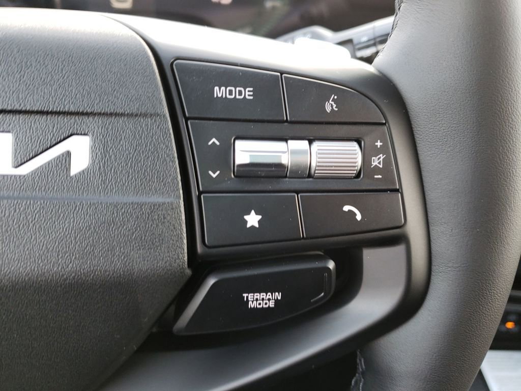 New 2026 Kia Sportage EX w/ EX Panoramic Sunroof Package image 13