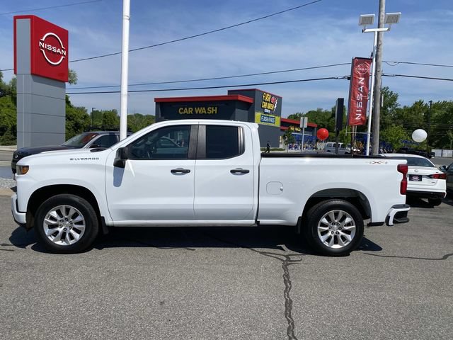 Used 2021 Chevrolet Silverado 1500 Custom AWD/4WD image 2