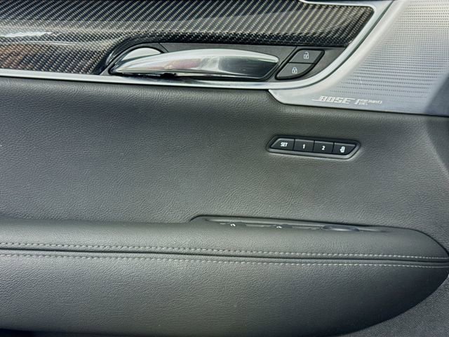 Used 2024 Cadillac XT6 Sport w/ Technology Package AWD/4WD image 14