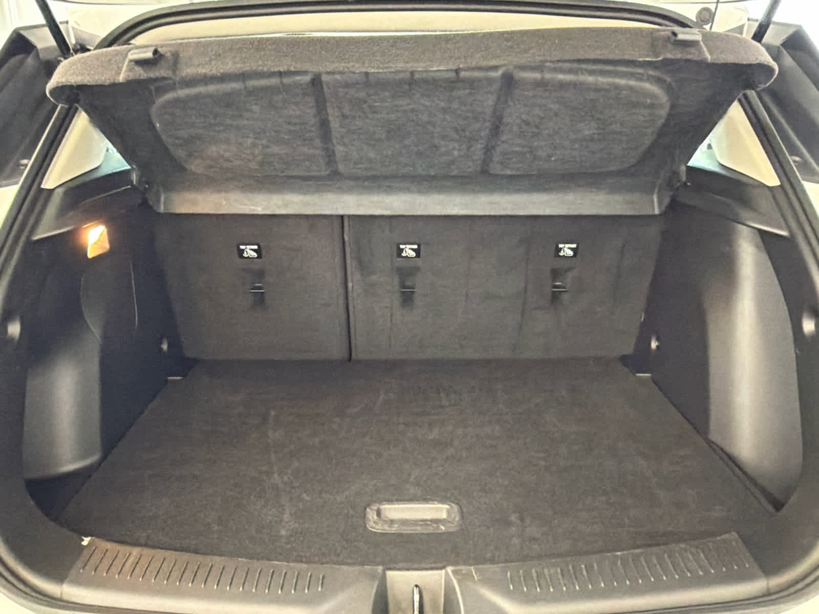 Used 2024 Buick Encore GX Sport Touring w/ Comfort Package image 7