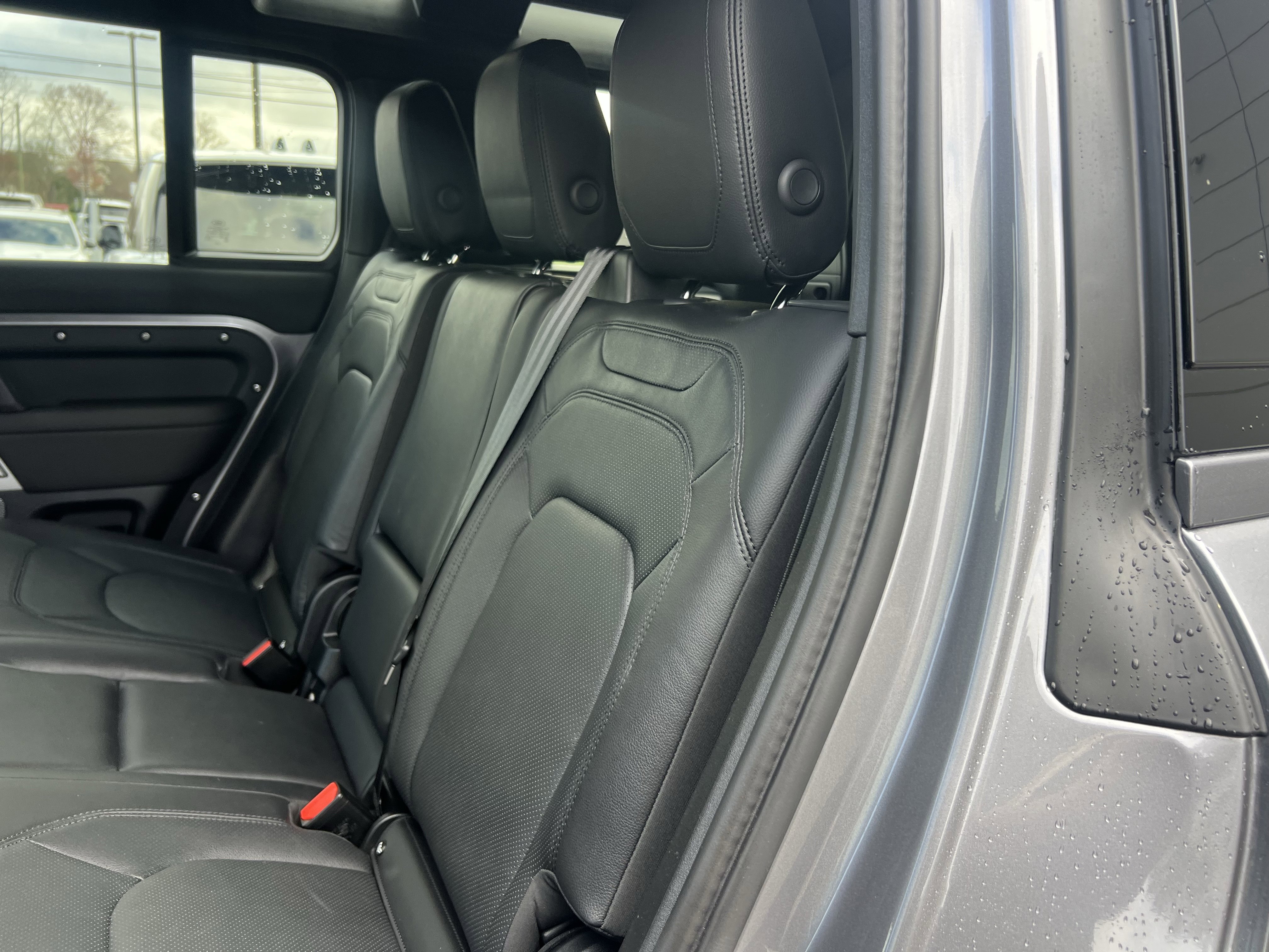 Certified 2024 Land Rover Defender 110 S image 33