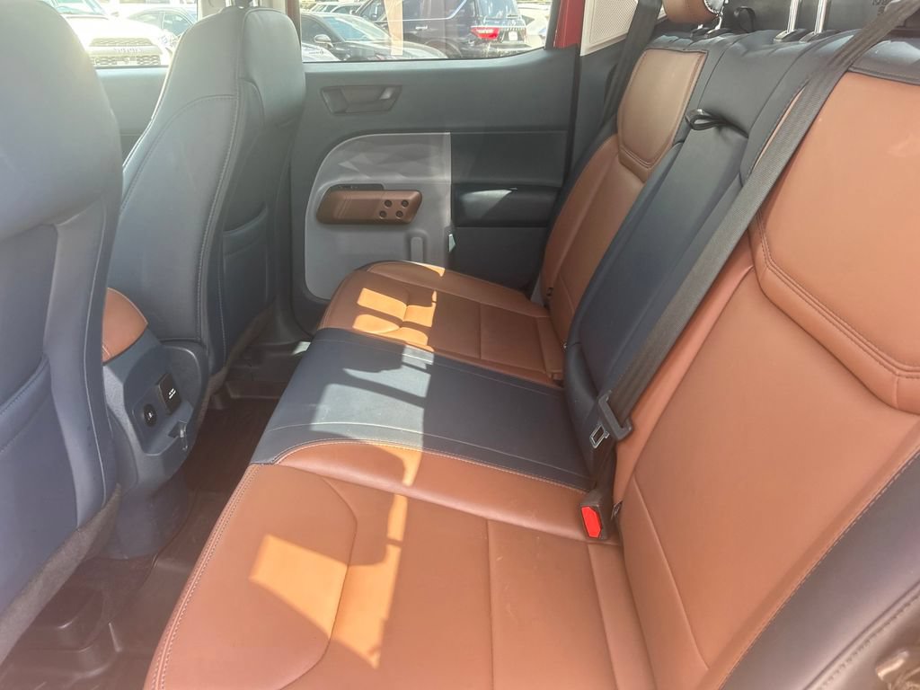 Used 2023 Ford Maverick Lariat w/ Lariat Luxury Package AWD/4WD image 15