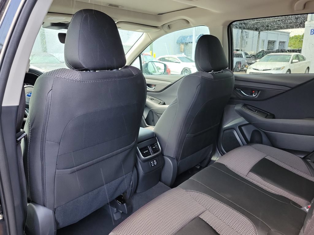 Certified 2025 Subaru Outback Premium w/ Popular Package #1 AWD/4WD image 12