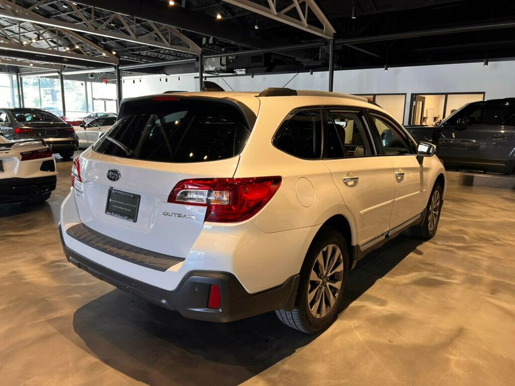 Used 2018 Subaru Outback 2.5i Touring w/ Popular Package #3 image 5