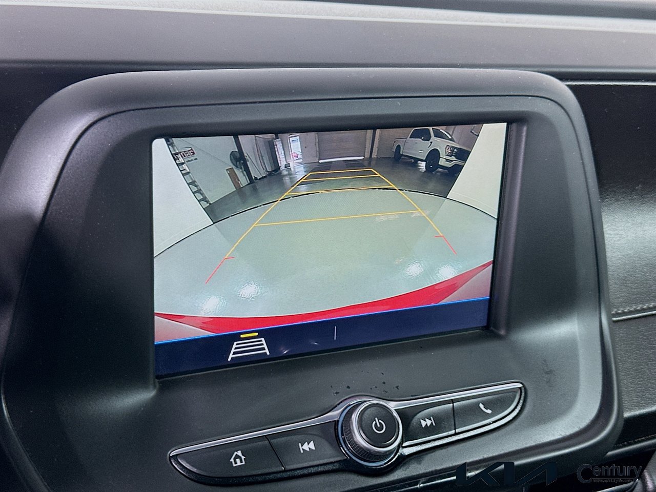 Used 2019 Chevrolet Camaro LT image 12