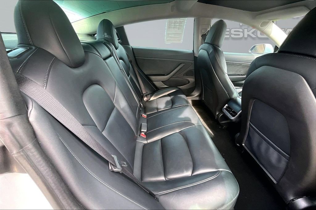 Used 2019 Tesla Model 3 Long Range image 26