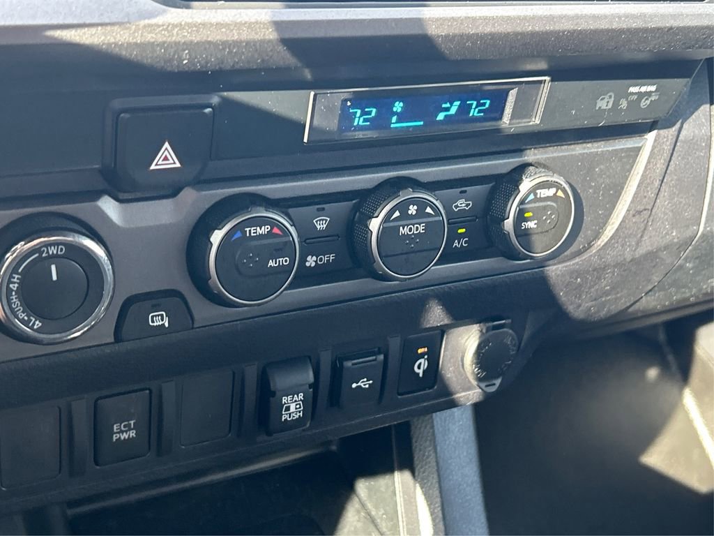 Used 2022 Toyota Tacoma 4x4 Double Cab image 25