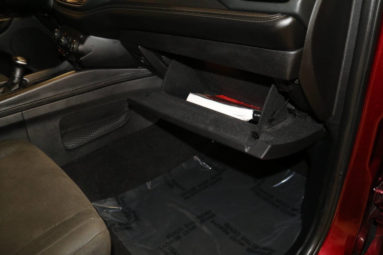 Used 2021 Dodge Durango SXT w/ 3rd Row Seating Group image 46