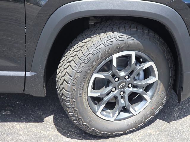 New 2026 Chevrolet Equinox ACTIV w/ Convenience Package III AWD/4WD image 28