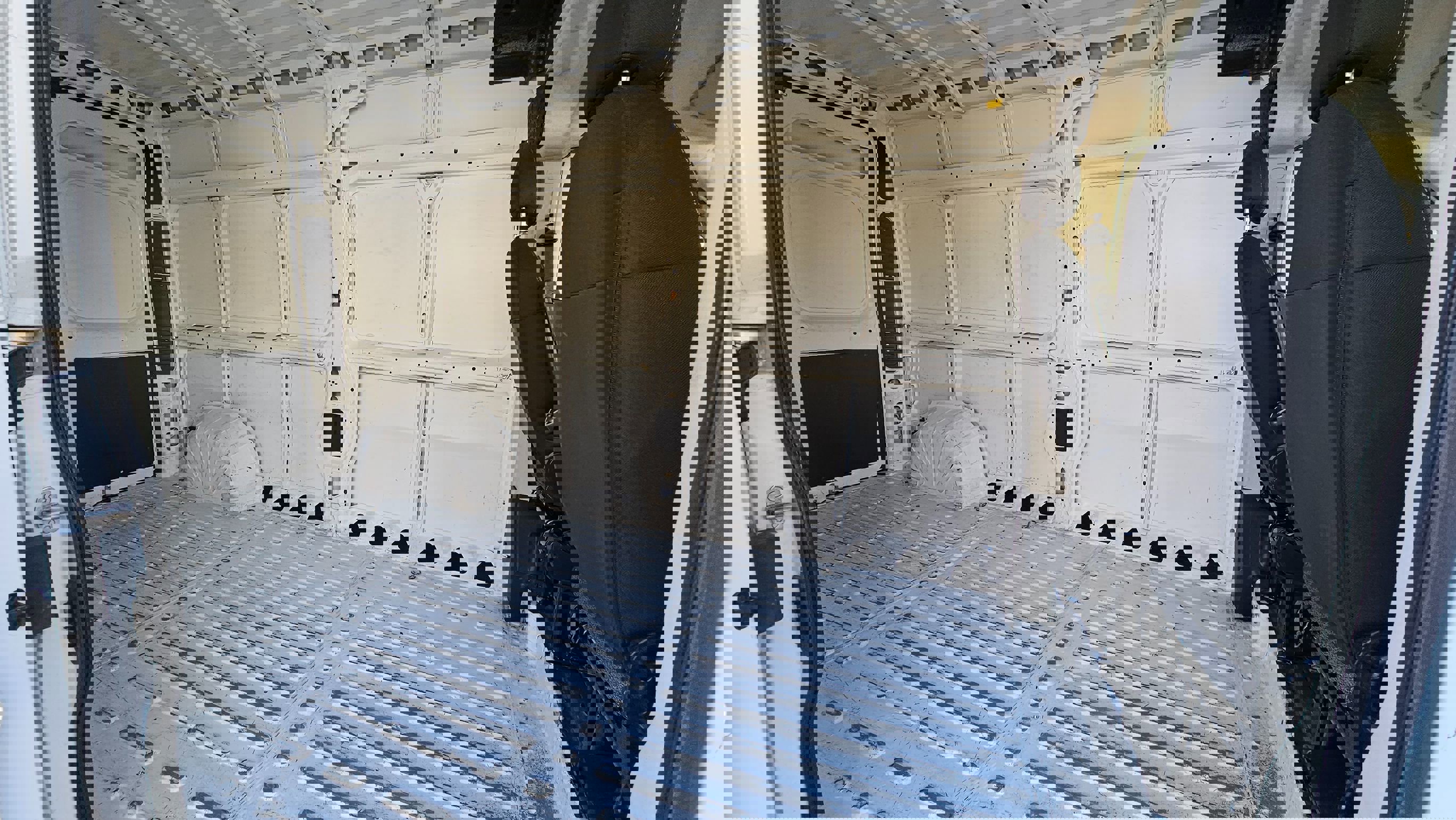 Used 2021 RAM ProMaster 3500 image 16